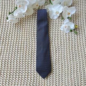 Brooks Brothers Makers And Merchants Blue Necktie Geometric Tie 58”